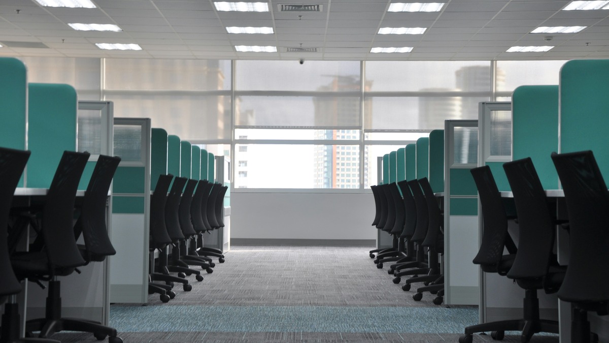 ufficio patronato scrivania servizi cittadini lavoro